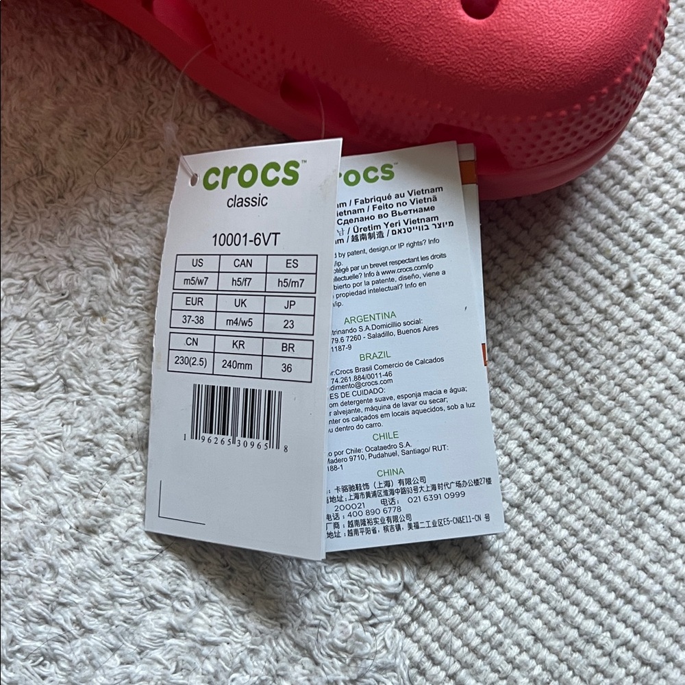 CROCS Water Shoes - Vibrant pink - Picture 3 of 3